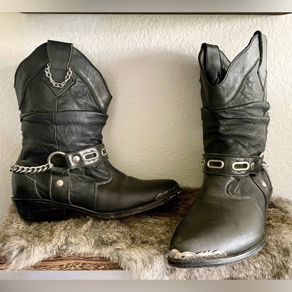 SPELL | Sample Black Rocker Cowboy Boots with Chain 38